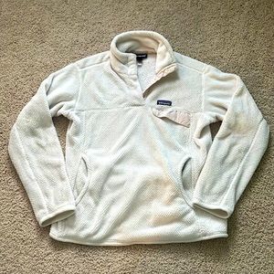 Patagonia women’s size Large quarter button jacket, fuzzy.